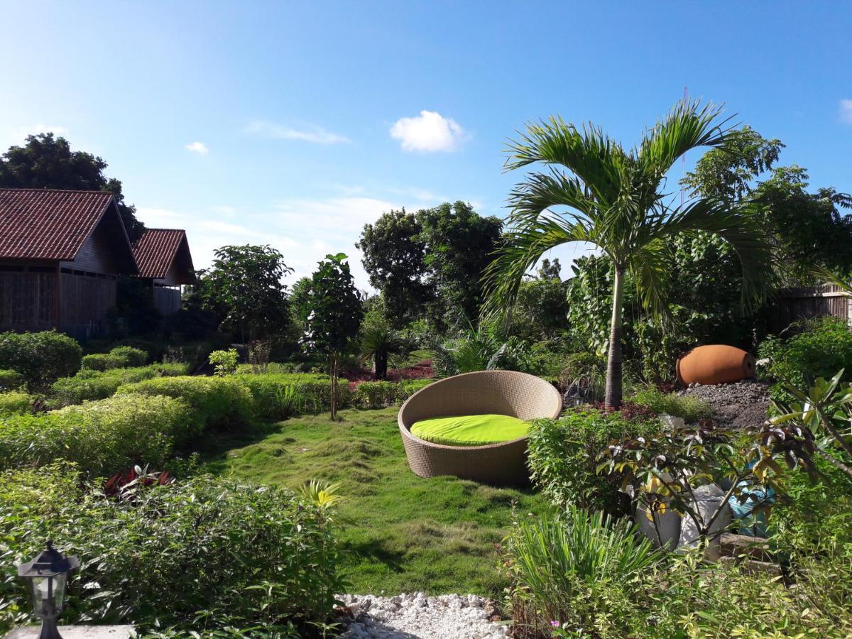 Marind Dive Eco Resort Waha Exterior photo