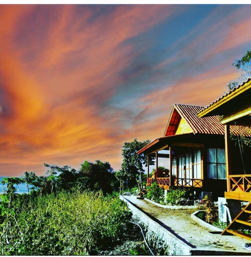 Marind Dive Eco Resort Waha Exterior photo